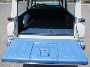 1963 Studebaker Lark Daytona Wagonaire - Image 19