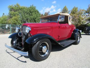 1932 Ford Deluxe Model 18 Roadster Hot Rod