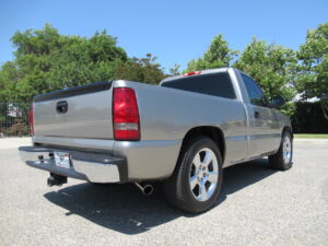 2001 Chevrolet Silverado LS 1500 Shortbed Pickup - Image 5