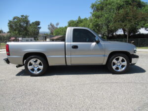 2001 Chevrolet Silverado LS 1500 Shortbed Pickup - Image 6