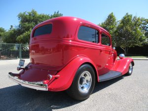 1934 Ford Tudor Hot Rod - Image 5
