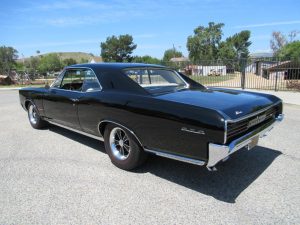 1966 Pontiac GTO Coupe Tri-Power - Image 24