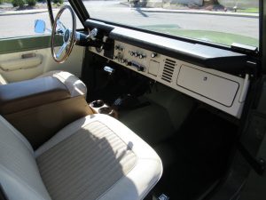 1970 Ford Bronco 4x4 - Image 8