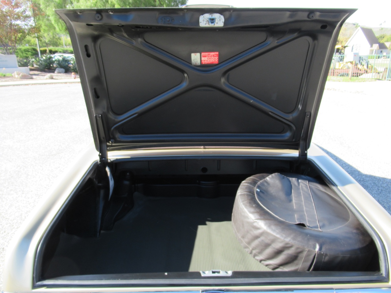 1970 Mercedes Benz 280SL Roadster - Image 18