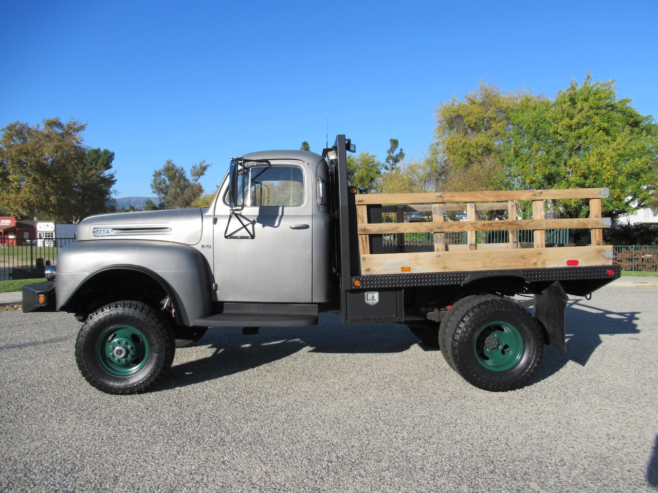 1948 Ford F-5 Custom Flatbed - Image 3
