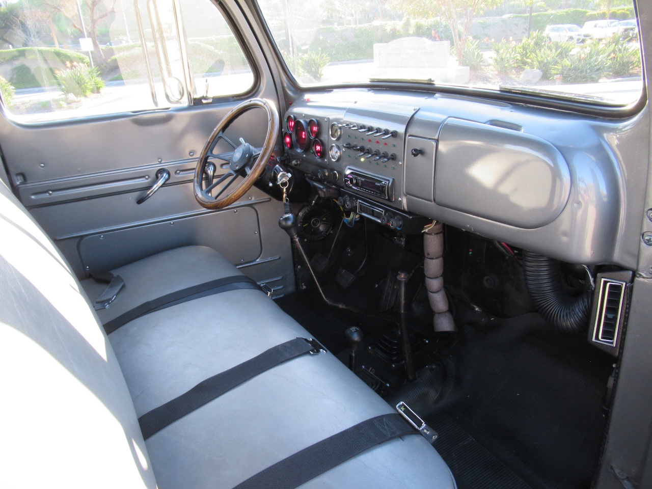 1948 Ford F-5 Custom Flatbed - Image 8