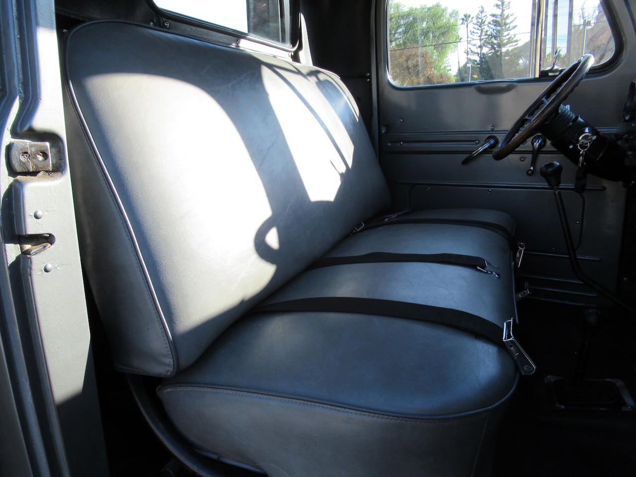 1948 Ford F-5 Custom Flatbed - Image 11