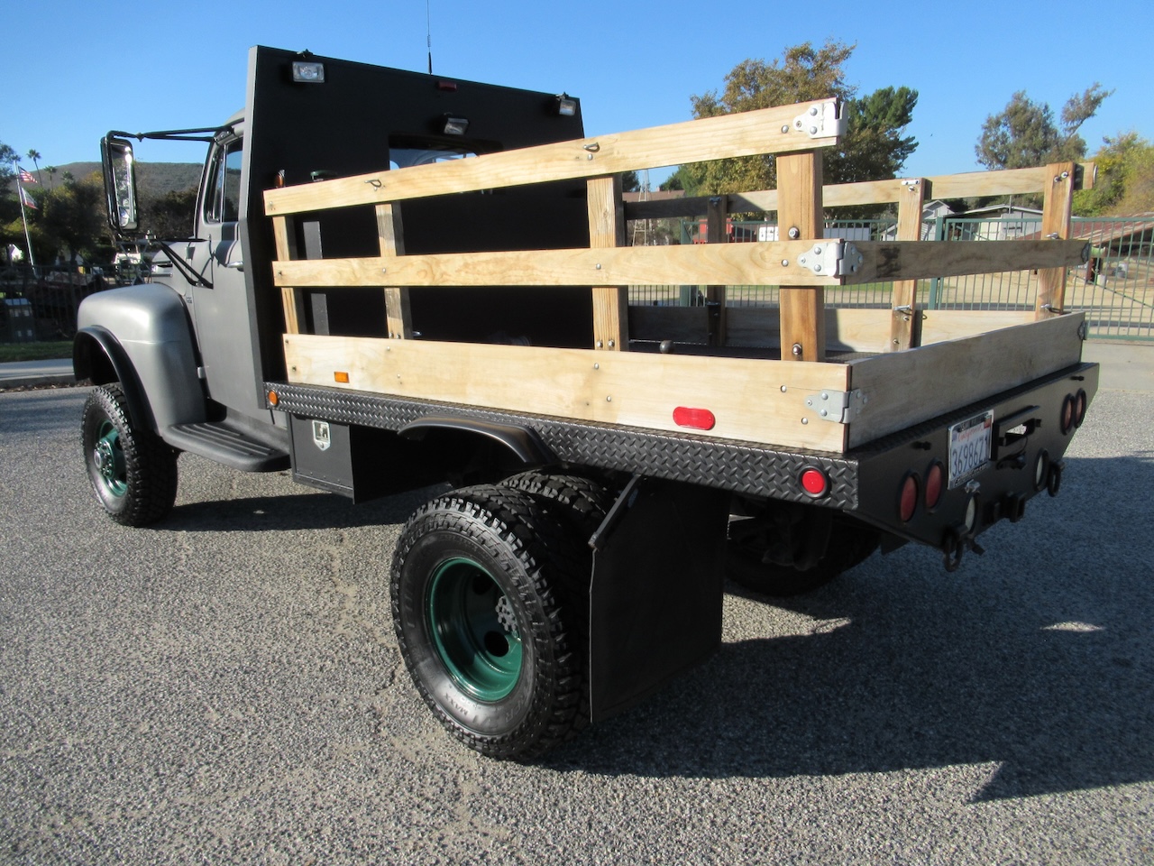 1948 Ford F-5 Custom Flatbed - Image 21