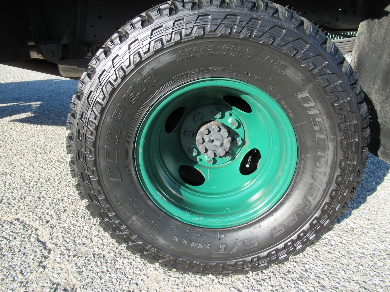 1948 Ford F-5 Custom Flatbed - Image 24