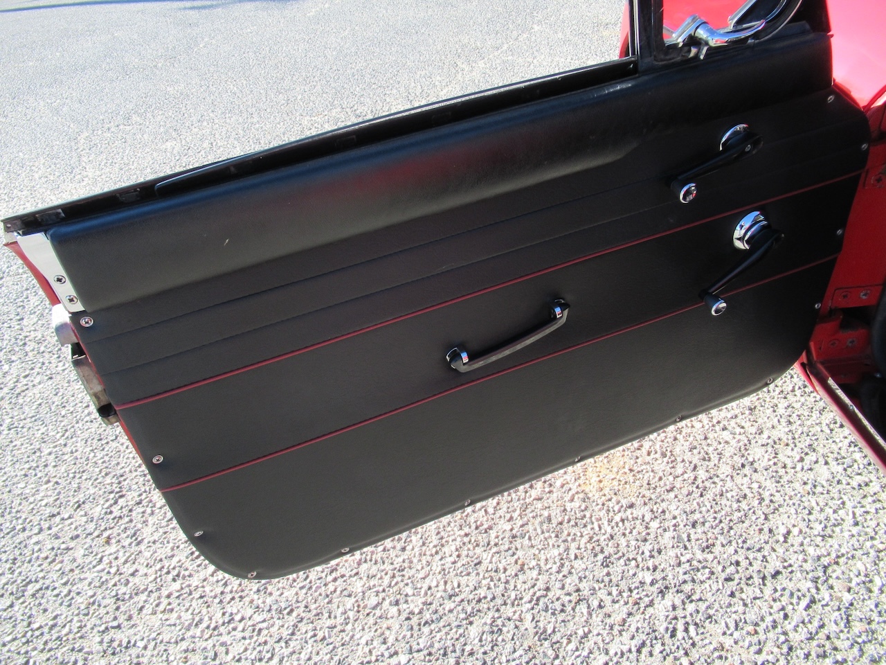 1967 MGB GT Special - Image 12