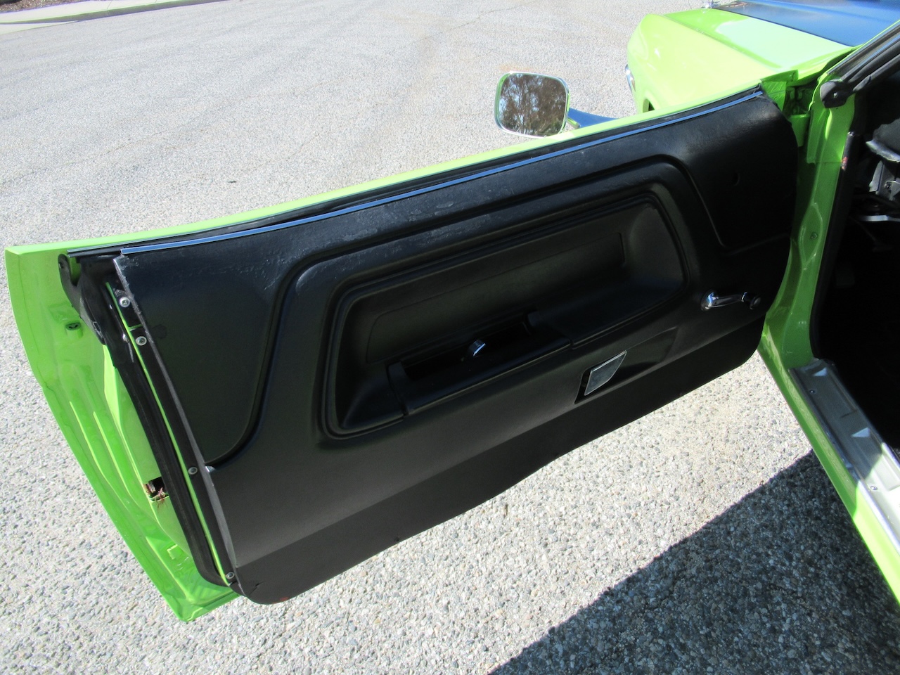 1970 Dodge Challenger - Image 12