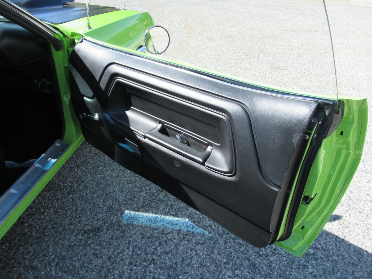 1970 Dodge Challenger - Image 13