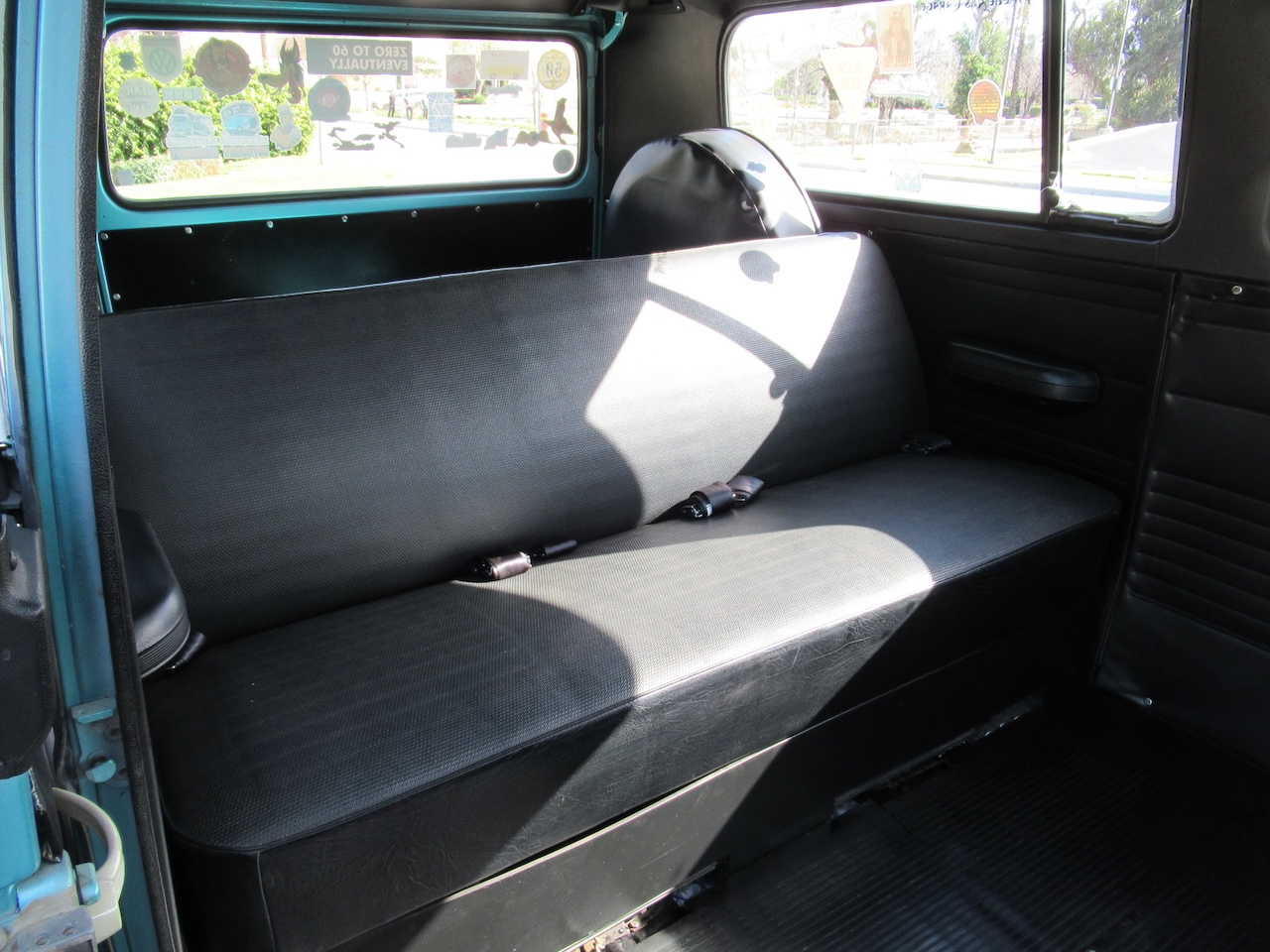 1968 Volkswagen Type 2 Microbus - Image 11