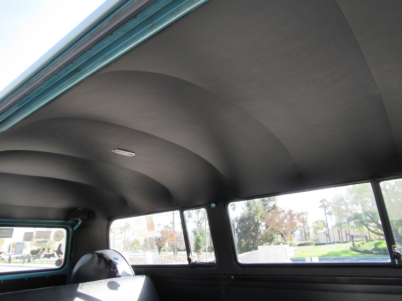 1968 Volkswagen Type 2 Microbus - Image 22