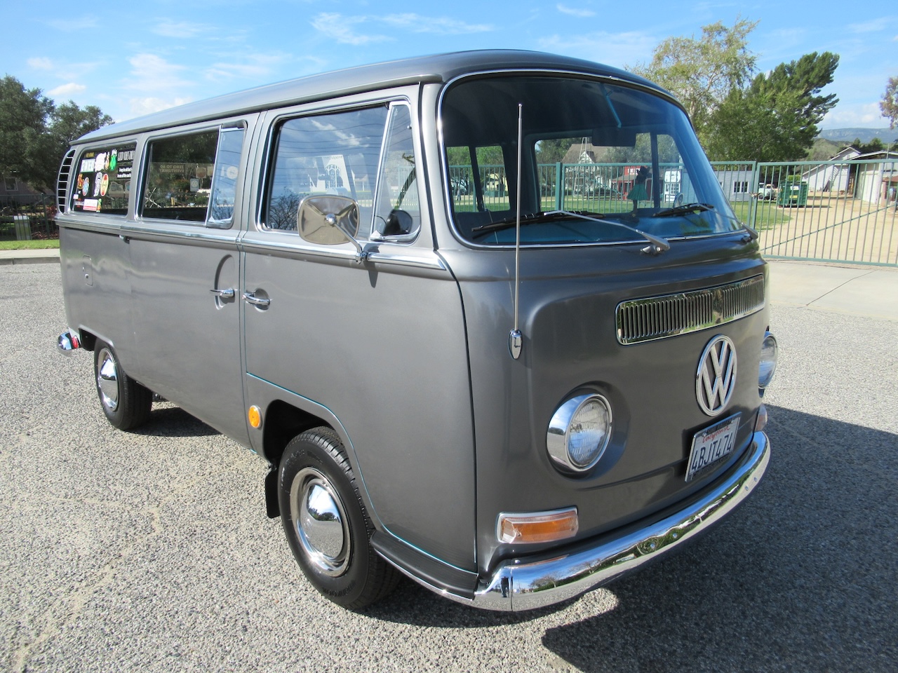 1968 Volkswagen Type 2 Microbus - Image 32