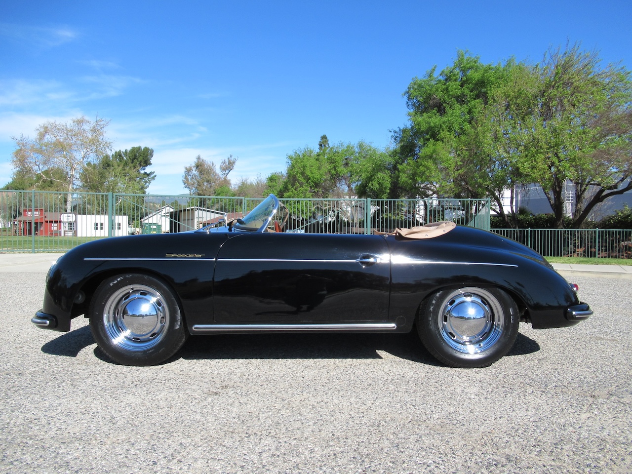 1957 Porsche Speedster Replica - Image 3