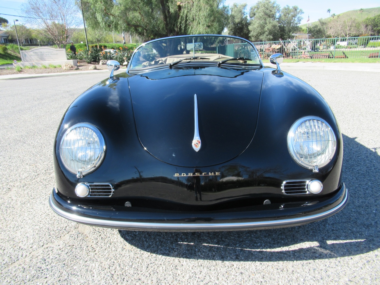 1957 Porsche Speedster Replica - Image 4