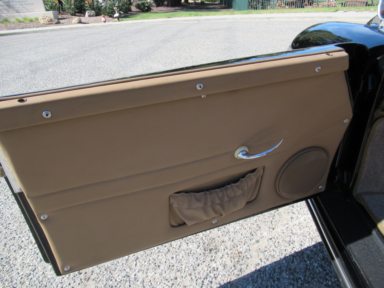 1957 Porsche Speedster Replica - Image 12