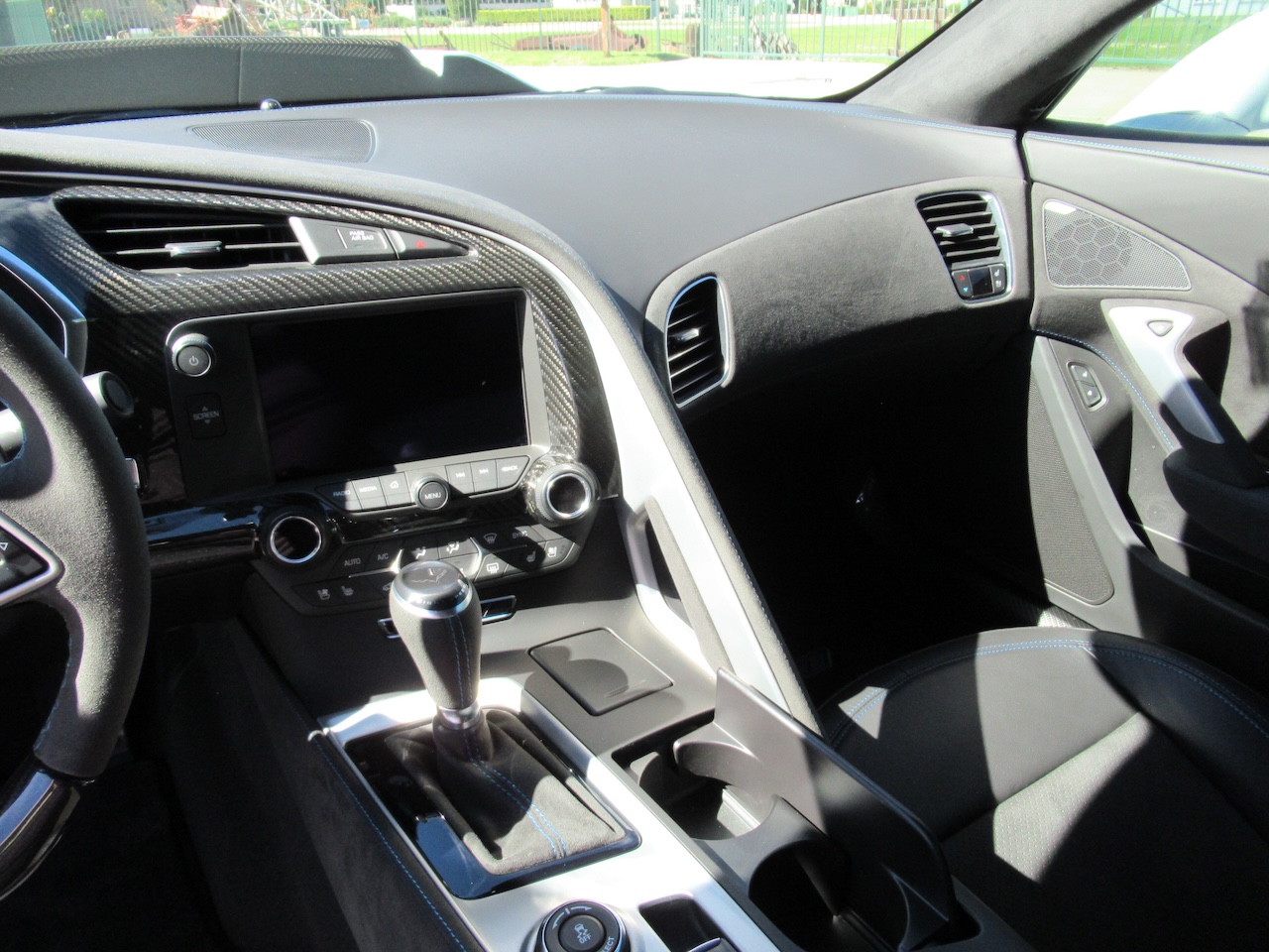 2019 Chevrolet Corvette ZR1 Coupe 3ZR Package - Image 10