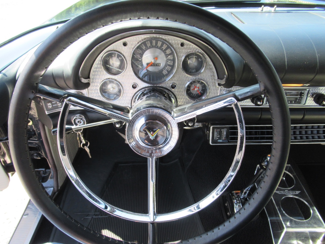 1957 Ford Thunderbird Roadster - Image 9
