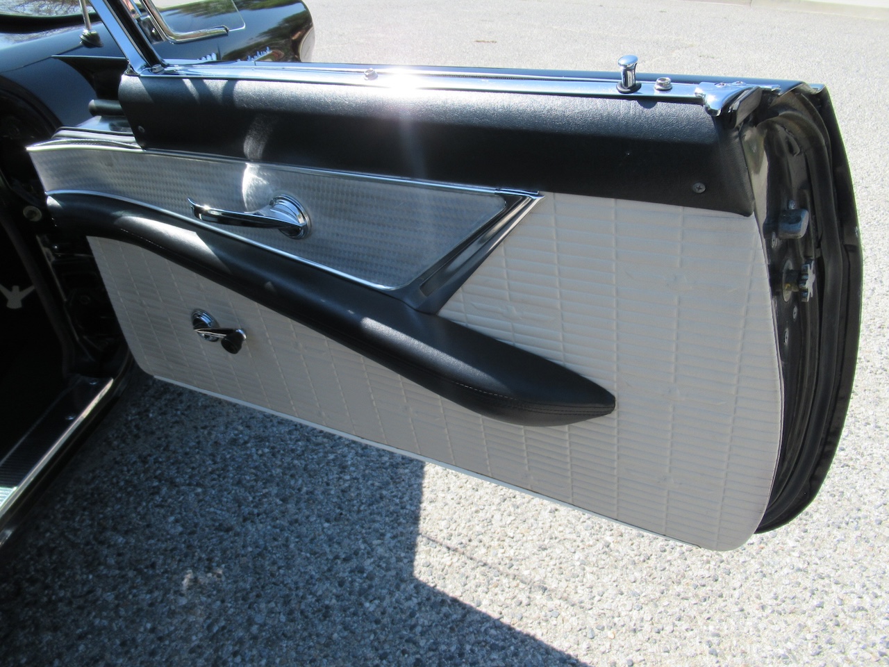 1957 Ford Thunderbird Roadster - Image 13