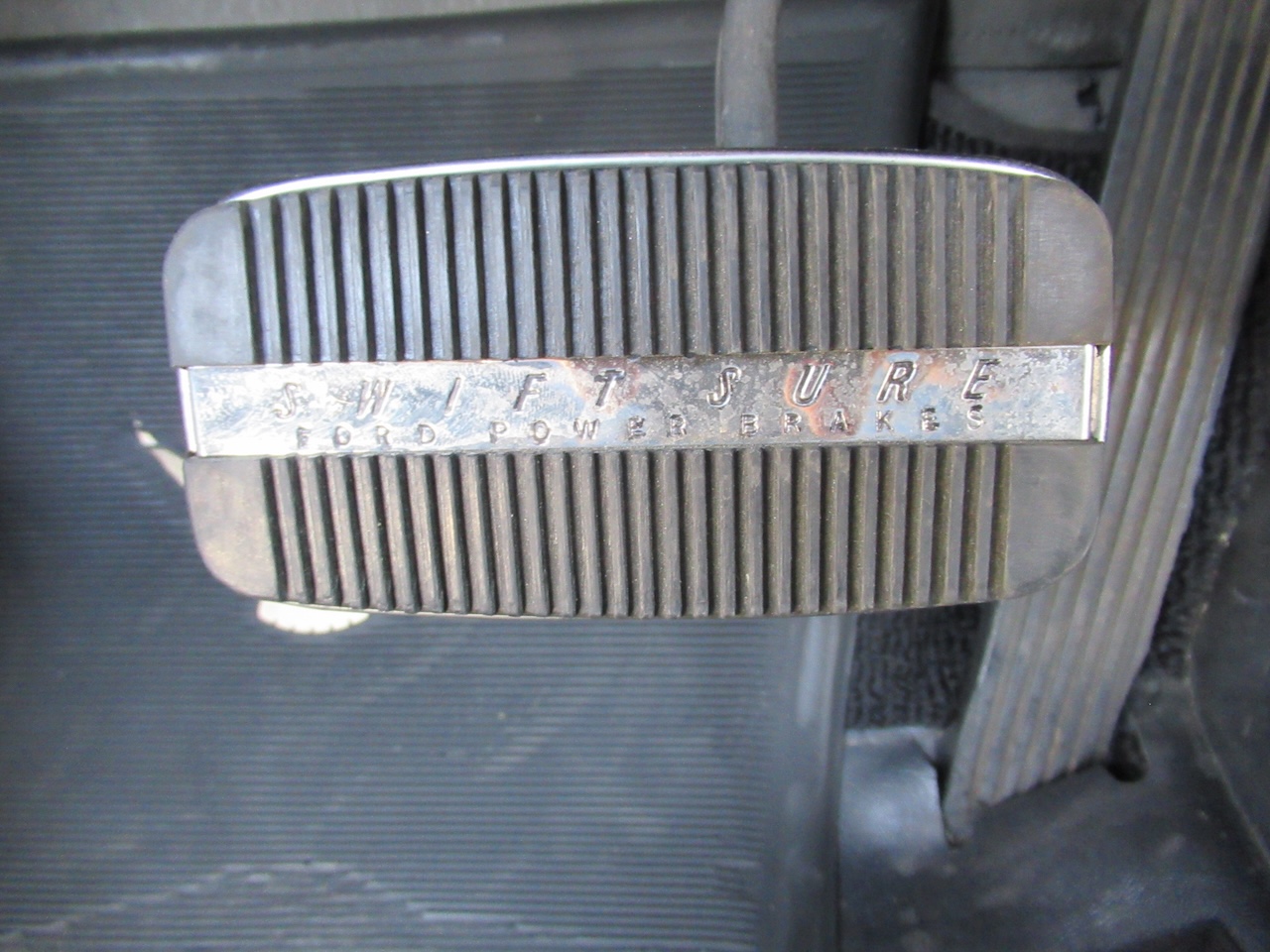 1957 Ford Thunderbird Roadster - Image 25