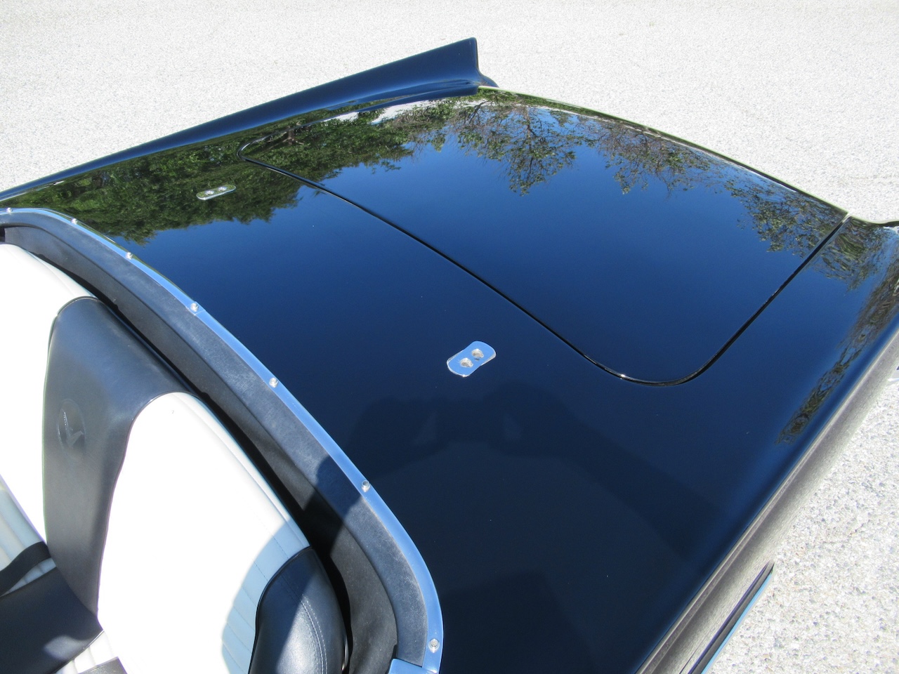 1957 Ford Thunderbird Roadster - Image 32