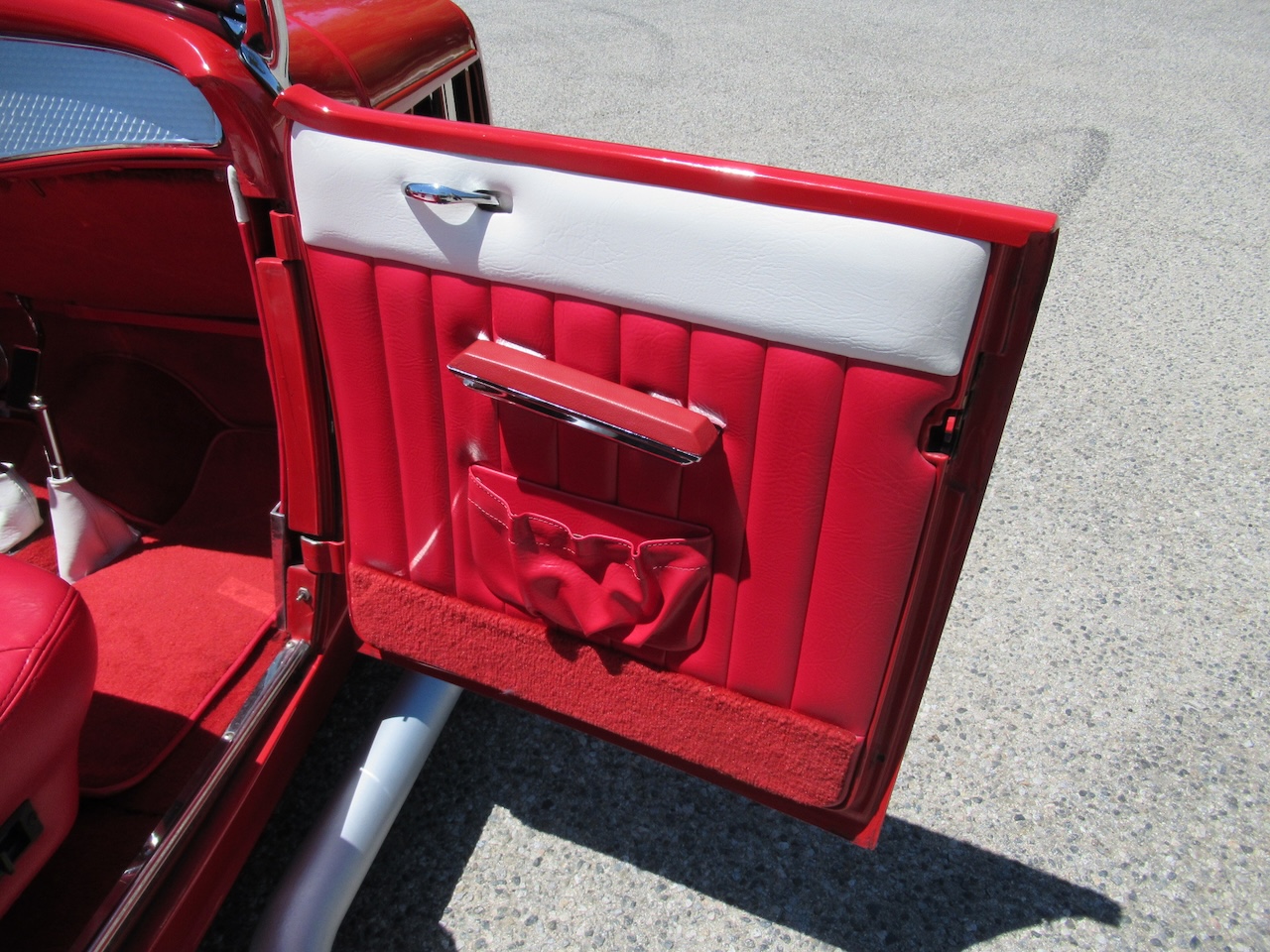 1932 Ford Model B Roadster Hot Rod - Image 13