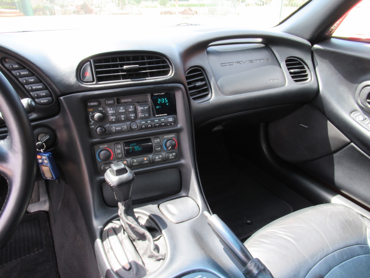 1998 Chevrolet Corvette Base - Photo 9
