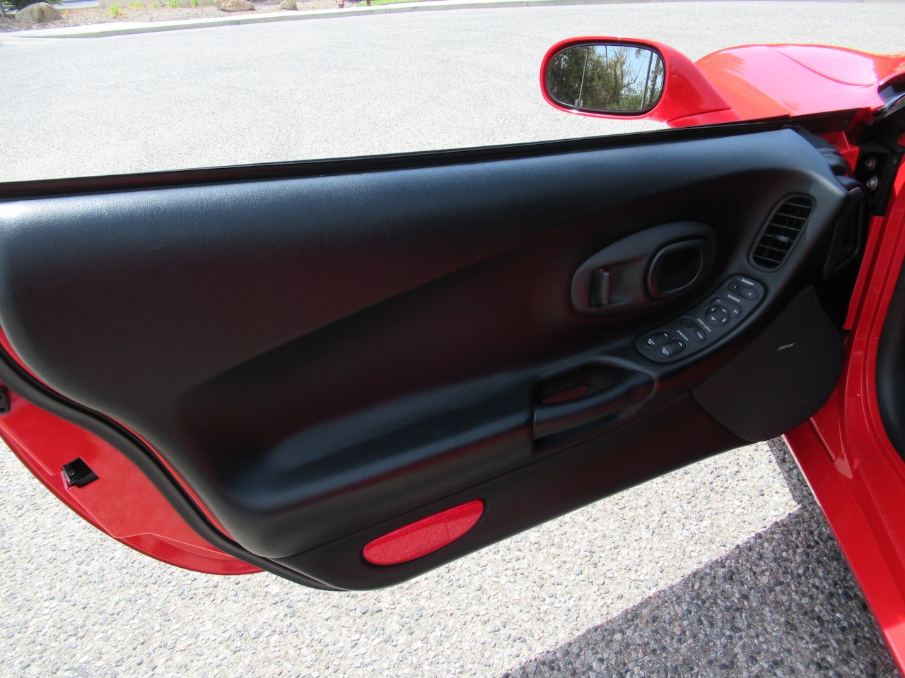 1998 Chevrolet Corvette Base - Photo 11