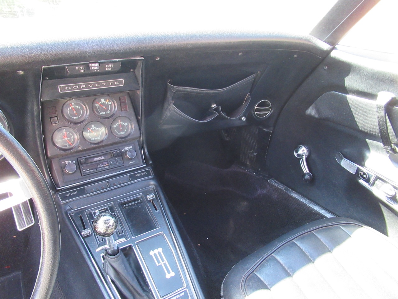 1969 Chevrolet Corvette 427 Coupe - Image 9